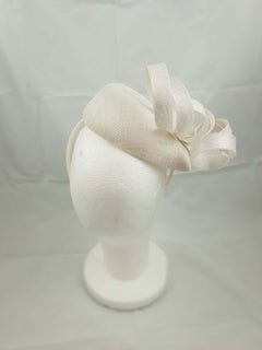 "Aisling" White Fascinator