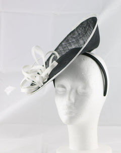 "Samantha" Black and Ivory White Large Fascinator Hat